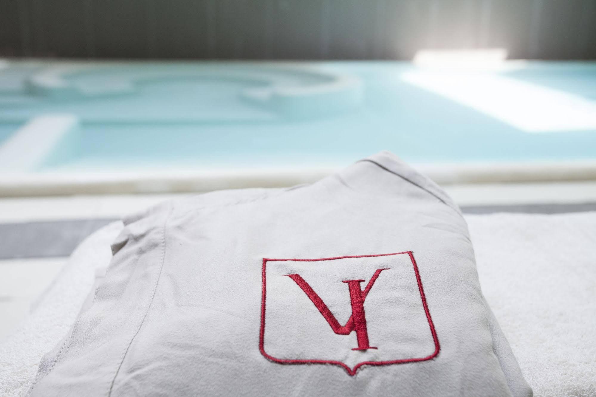 Villa Italia Luxury Suites And Apartments Arco Bagian luar foto